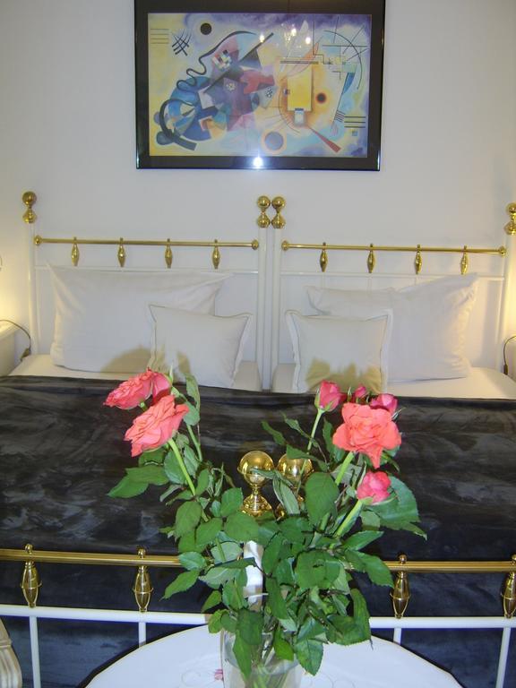 Star Hotel Fachbach 外观 照片