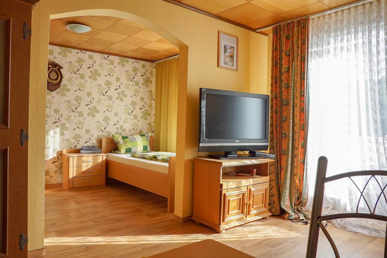 Star Hotel Fachbach 外观 照片