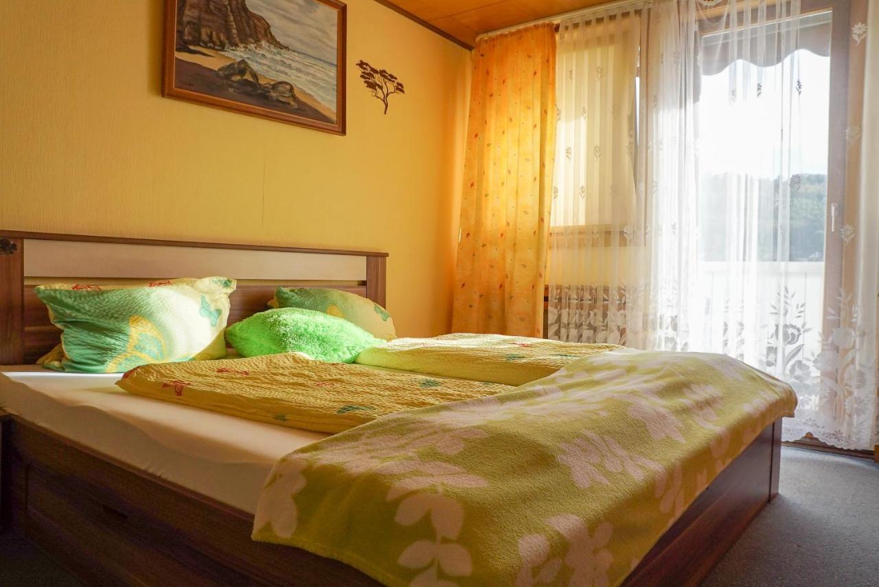 Star Hotel Fachbach 外观 照片