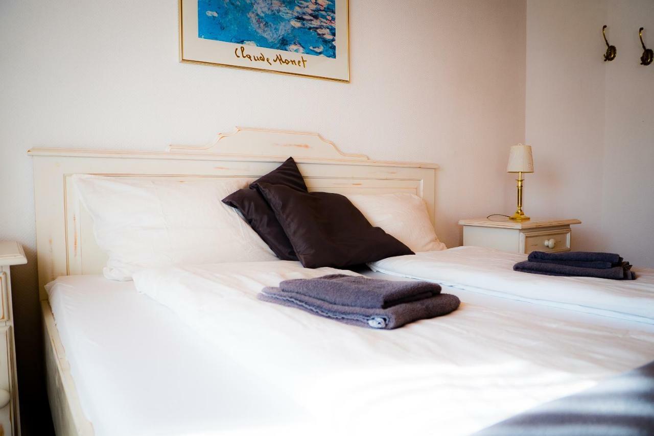 Star Hotel Fachbach 外观 照片
